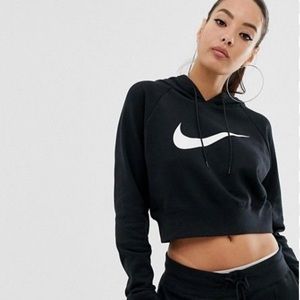 Cropped Nike Hoodie